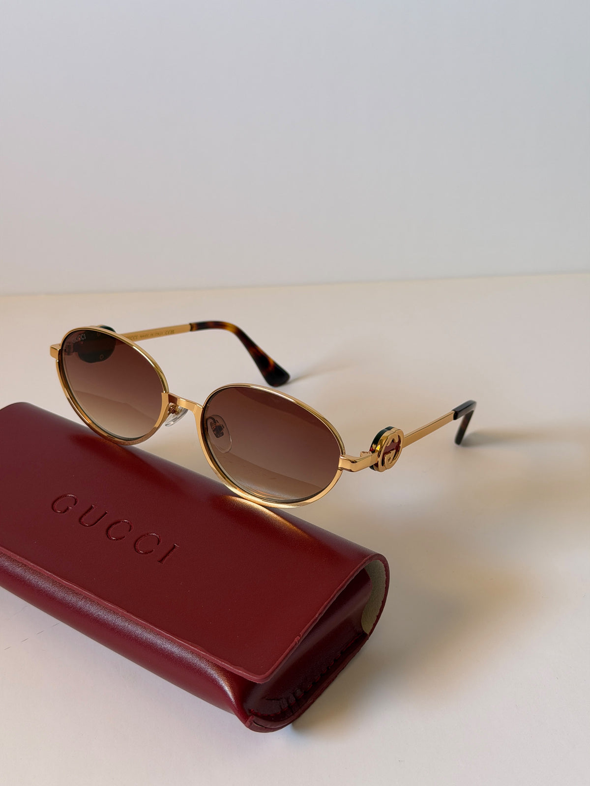 GUCCI