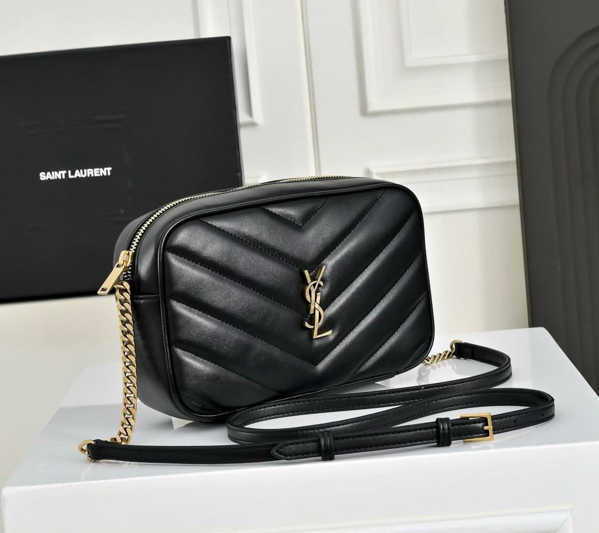 SAINT LAURENT