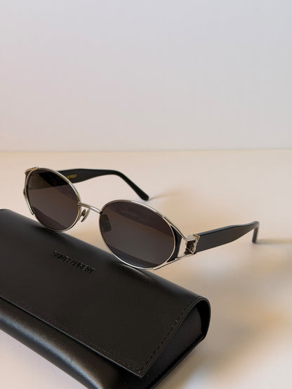 SAINT LAURENT