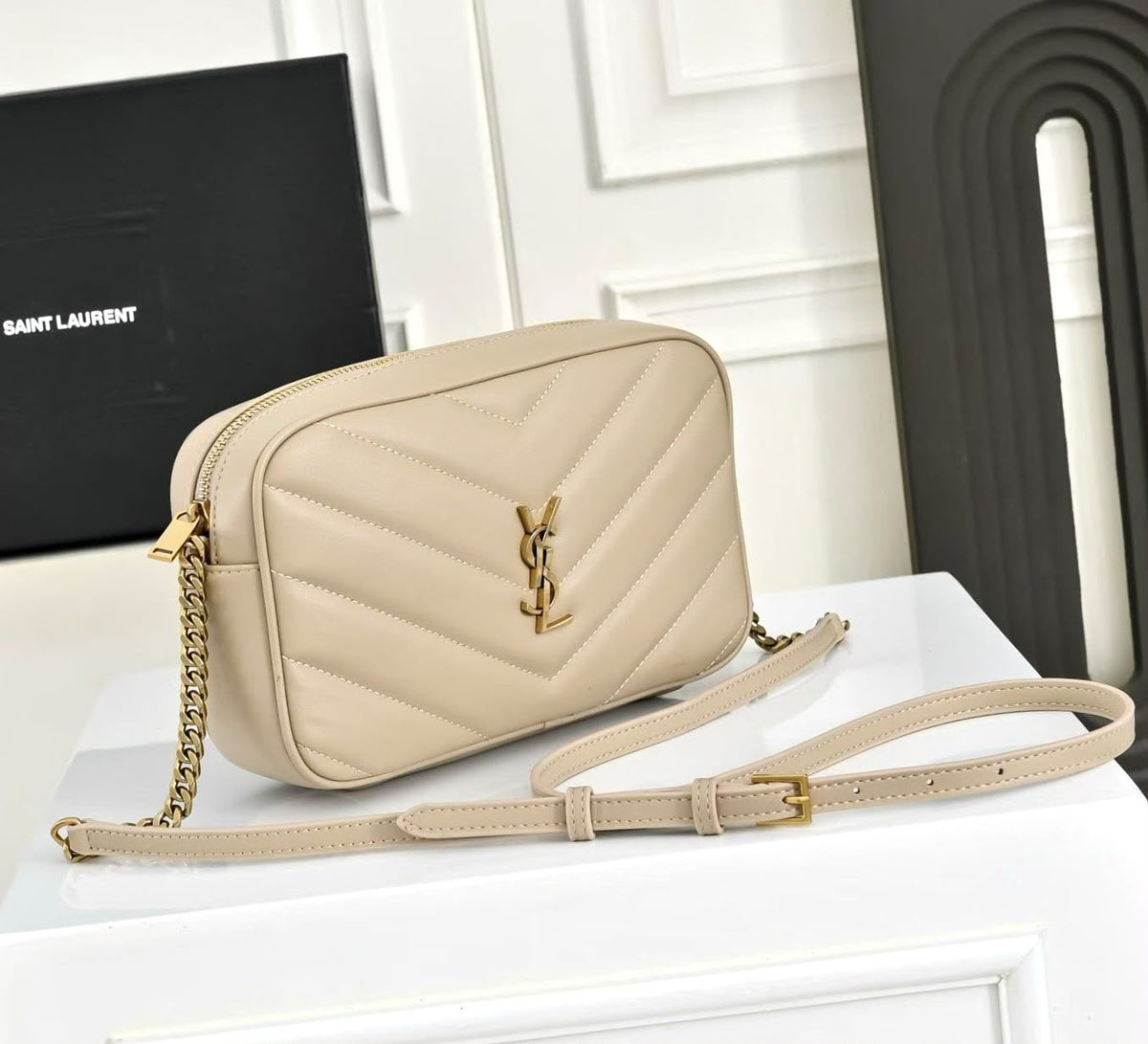 SAINT LAURENT
