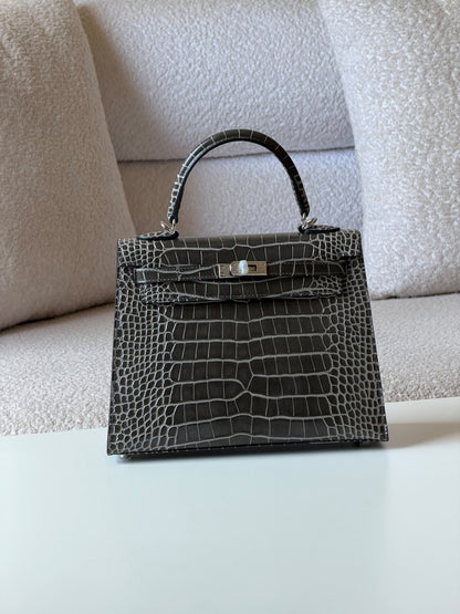 HERMES Kelly 25cm