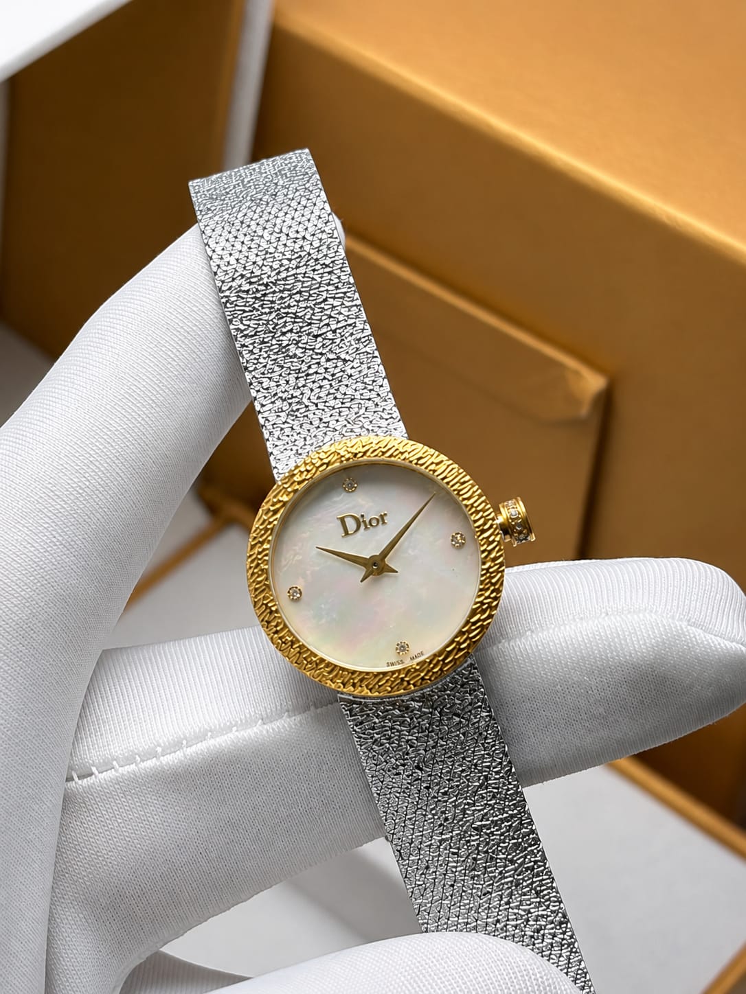 Dior